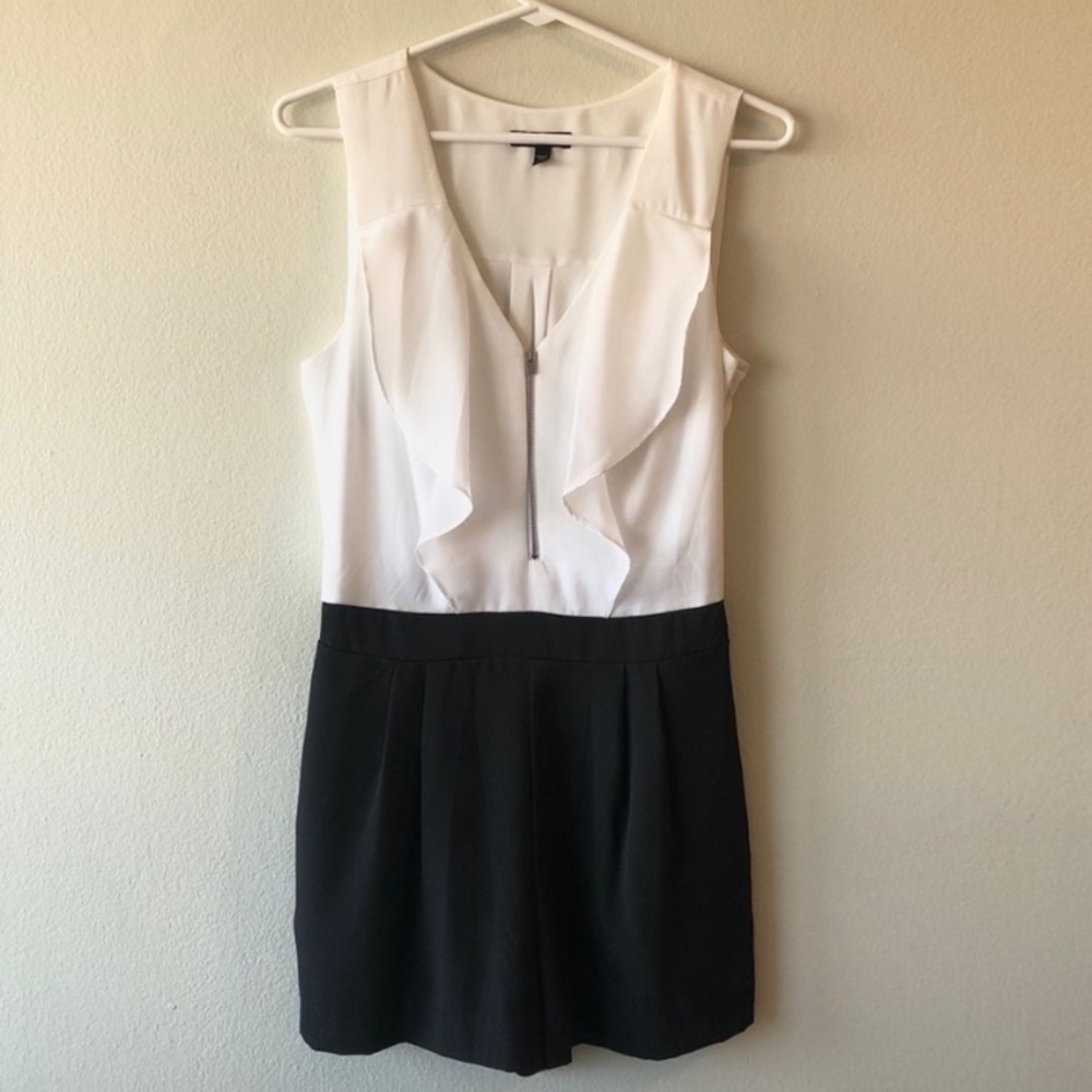 Express Romper, Size 4, Like New